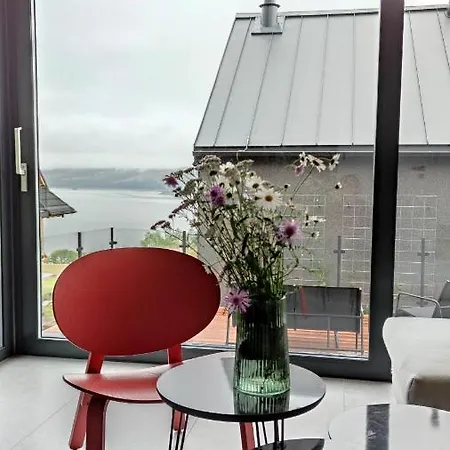 Z Gorki Na Pazurki Feriehus