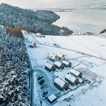 Z Gorki Na Pazurki Feriehus Falsztyn